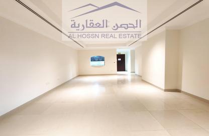 Apartment - 1 Bedroom - 2 Bathrooms for rent in Tuscan Tower - Porto Arabia - The Pearl Island - Doha