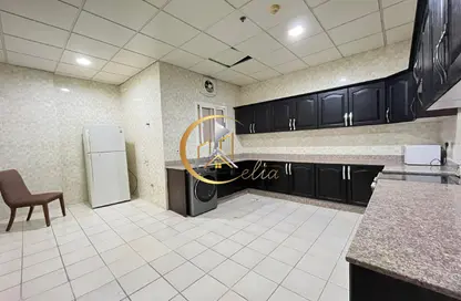 Apartment - 3 Bedrooms - 3 Bathrooms for rent in Al Nasr Street - Al Nasr - Doha