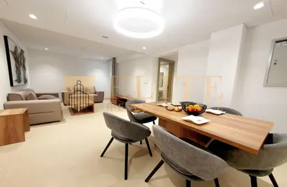 Apartment - 2 Bedrooms - 3 Bathrooms for rent in Le mirage corniche - Ras Abu Aboud - Doha Apartment - 2 Bedrooms - 3 Bathrooms for rent in Le mirage corniche - Ras Abu Aboud - Doha