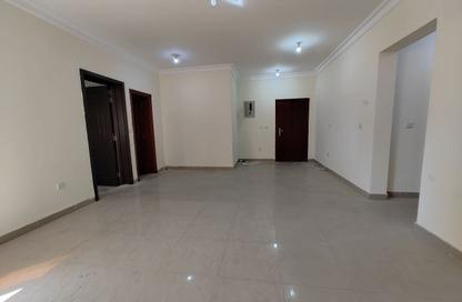 Apartment - 1 - 2 for rent in Umm Ghwailina Comm - Umm Ghuwalina - Umm Ghuwailina - Doha