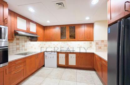 Apartment - 2 Bedrooms - 3 Bathrooms for rent in West Porto Drive - Porto Arabia - The Pearl Island - Doha Apartment - 2 Bedrooms - 3 Bathrooms for rent in West Porto Drive - Porto Arabia - The Pearl Island - Doha