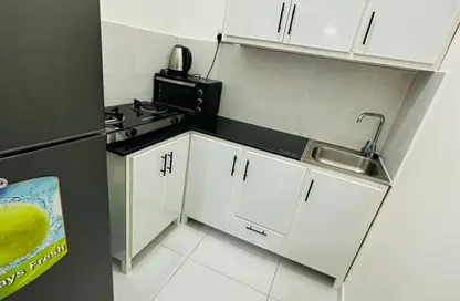 Apartment - 1 Bathroom for rent in Al Markhiya - Doha