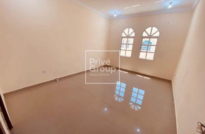 Villa - 5 Bedrooms - 4 Bathrooms for rent in Umm Salal Ali - Umm Salal Ali - Doha