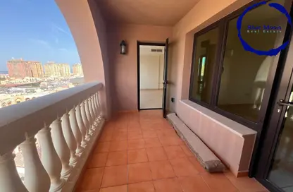 Apartment - 1 Bedroom - 2 Bathrooms for rent in East Porto Drive - Porto Arabia - The Pearl Island - Doha