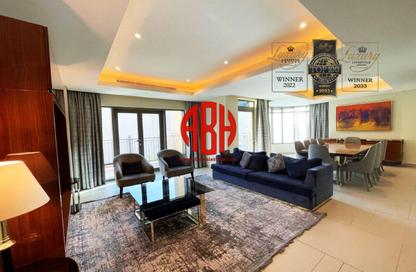 Duplex - 3 Bedrooms - 4 Bathrooms for rent in Abraj Bay - Abraj Quartiers - The Pearl Island - Doha