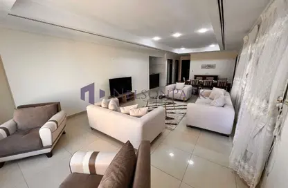 Apartment - 2 Bedrooms - 2 Bathrooms for rent in Porto Arabia - The Pearl Island - Doha