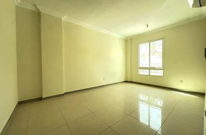Apartment - 3 Bedrooms - 3 Bathrooms for rent in Al Nasr Street - Al Nasr - Doha