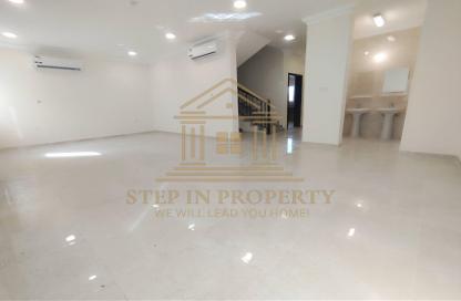 Villa - 6 Bedrooms - 6 Bathrooms for rent in Al Kheesa - Al Kheesa - Umm Salal Mohammed