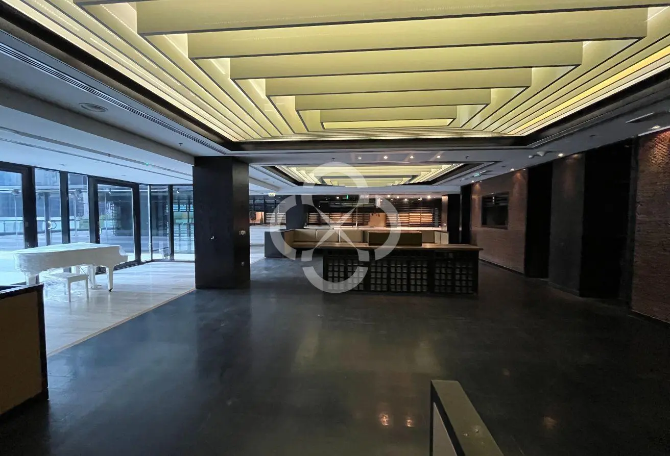 64417963 - Property Main Image
