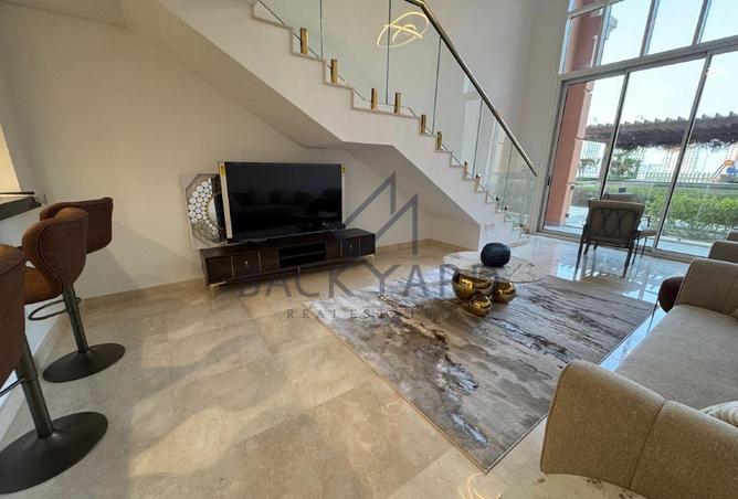 1022122 - Property Image 3