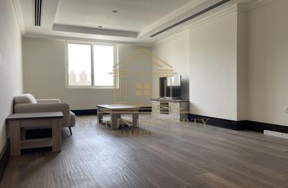 Apartment - 1 Bedroom - 2 Bathrooms for rent in Viva West - Viva Bahriyah - The Pearl Island - Doha