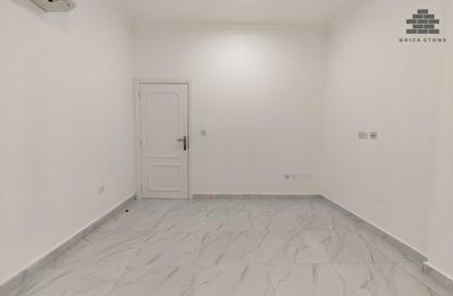 Apartment - 3 Bedrooms - 3 Bathrooms for rent in Muntazah 7 - Al Muntazah - Doha