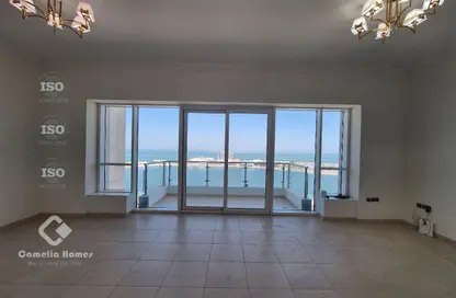 Apartment - 3 Bedrooms - 3 Bathrooms for rent in Marina Residences 195 - Marina District - Lusail