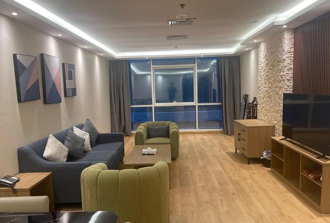 984222 - Property Image 2