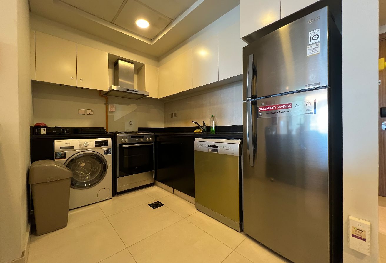 Luxury Fully Furnished 2BR | 136 SQM | Bills Inclu thumbnail 9