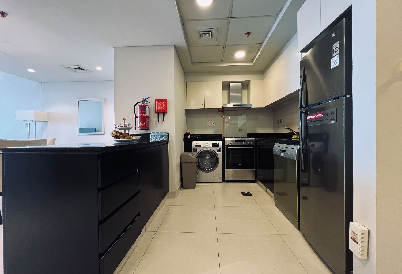 Luxury Fully Furnished 2BR | 136 SQM | Bills Inclu thumbnail 7