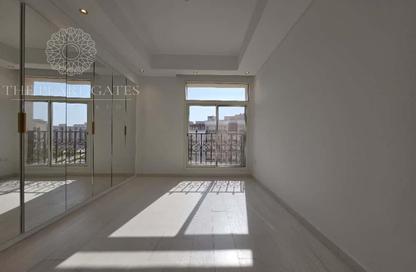 Apartment - 5 Bedrooms - 5 Bathrooms for sale in Piazza 2 - La Piazza - Fox Hills - Lusail