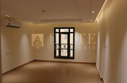 Apartment - 2 Bedrooms - 2 Bathrooms for rent in Mirqab Mall - Al Mirqab Al Jadeed - Doha