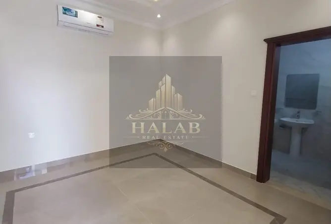 51817962 - Property Image 2