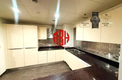 Apartment - 1 Bedroom - 2 Bathrooms for rent in East Porto Drive - Porto Arabia - The Pearl Island - Doha