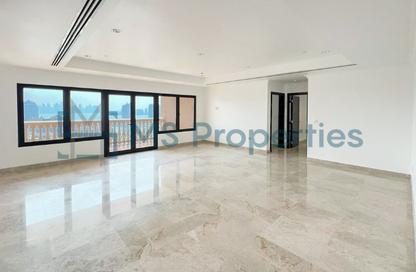 Apartment - 2 Bedrooms - 3 Bathrooms for sale in West Porto Drive - Porto Arabia - The Pearl Island - Doha Apartment - 2 Bedrooms - 3 Bathrooms for sale in West Porto Drive - Porto Arabia - The Pearl Island - Doha