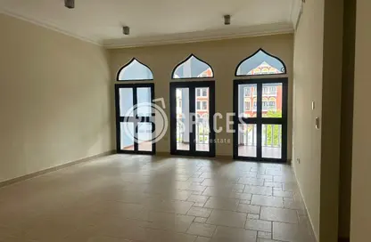 Apartment - 2 Bedrooms - 3 Bathrooms for rent in Carnaval - Qanat Quartier - The Pearl Island - Doha