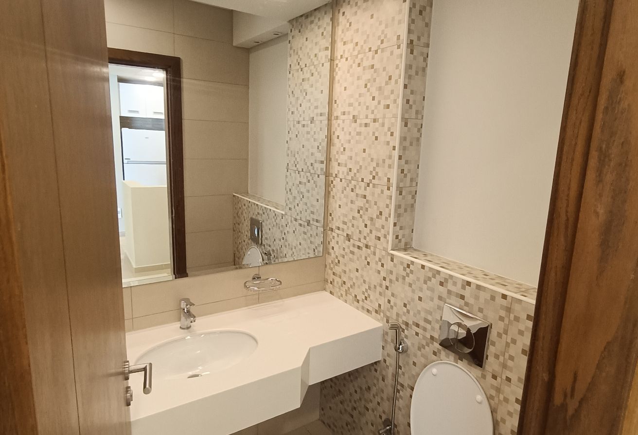 Luxurious 3BHK |FULLY FURNISHED| With thumbnail 3