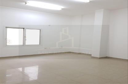 Apartment - 1 Bedroom - 1 Bathroom for rent in Salaja Street - Doha Al Jadeed - Doha