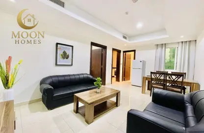 Apartment - 1 Bedroom - 2 Bathrooms for rent in Salaja Street - Doha Al Jadeed - Doha