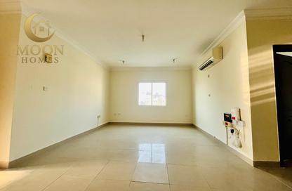 Apartment - 2 Bedrooms - 2 Bathrooms for rent in Fereej Abdul Aziz - Fereej Abdul Aziz - Doha