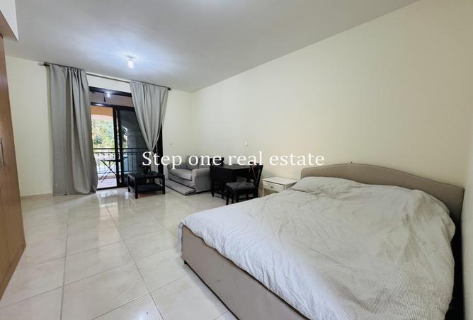 60894108 - Property Image 2