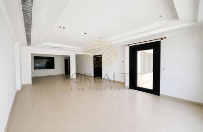 Apartment - 1 Bedroom - 2 Bathrooms for rent in West Porto Drive - Porto Arabia - The Pearl Island - Doha Apartment - 1 Bedroom - 2 Bathrooms for rent in West Porto Drive - Porto Arabia - The Pearl Island - Doha