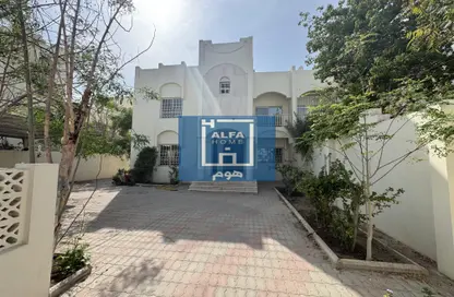 Villa - 4 Bedrooms - 5 Bathrooms for rent in Al Messila - Al Messila - Doha