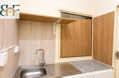 Apartment - Studio - 1 Bathroom for rent in New Salata - Salata - Doha
