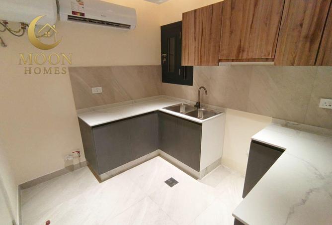 52042811 - Property Image 3