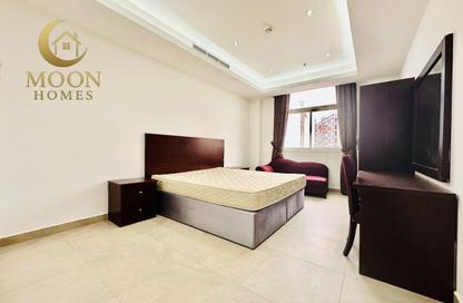 Apartment - 2 Bedrooms - 2 Bathrooms for rent in Umm Ghuwailina 4 - Umm Ghuwailina - Doha