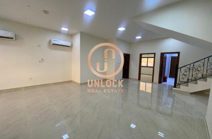 Villa - 5 Bedrooms - 4 Bathrooms for rent in Al Markhiya Street - Al Markhiya - Doha