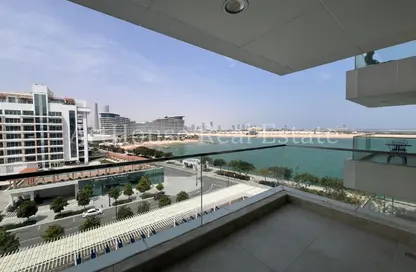 Apartment - 1 Bedroom - 2 Bathrooms for rent in Lusail Marina Heights - Marina District - Lusail