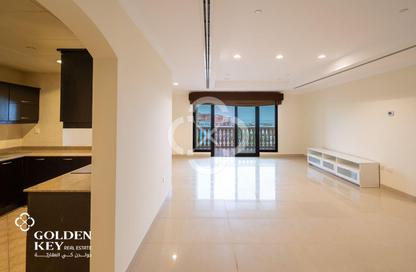 Apartment - 2 - 3 for sale in West Porto Drive - Porto Arabia - The Pearl Island - Doha