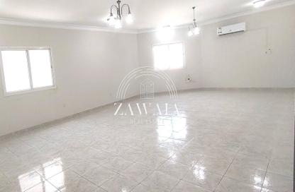 Apartment - 3 Bedrooms - 3 Bathrooms for rent in Al Jazeera Street - Fereej Bin Mahmoud North - Fereej Bin Mahmoud - Doha
