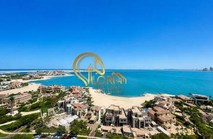 Apartment - 2 Bedrooms - 4 Bathrooms for rent in Viva West - Viva Bahriyah - The Pearl Island - Doha