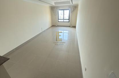 Apartment - Studio - 1 Bathroom for rent in West Porto Drive - Porto Arabia - The Pearl Island - Doha