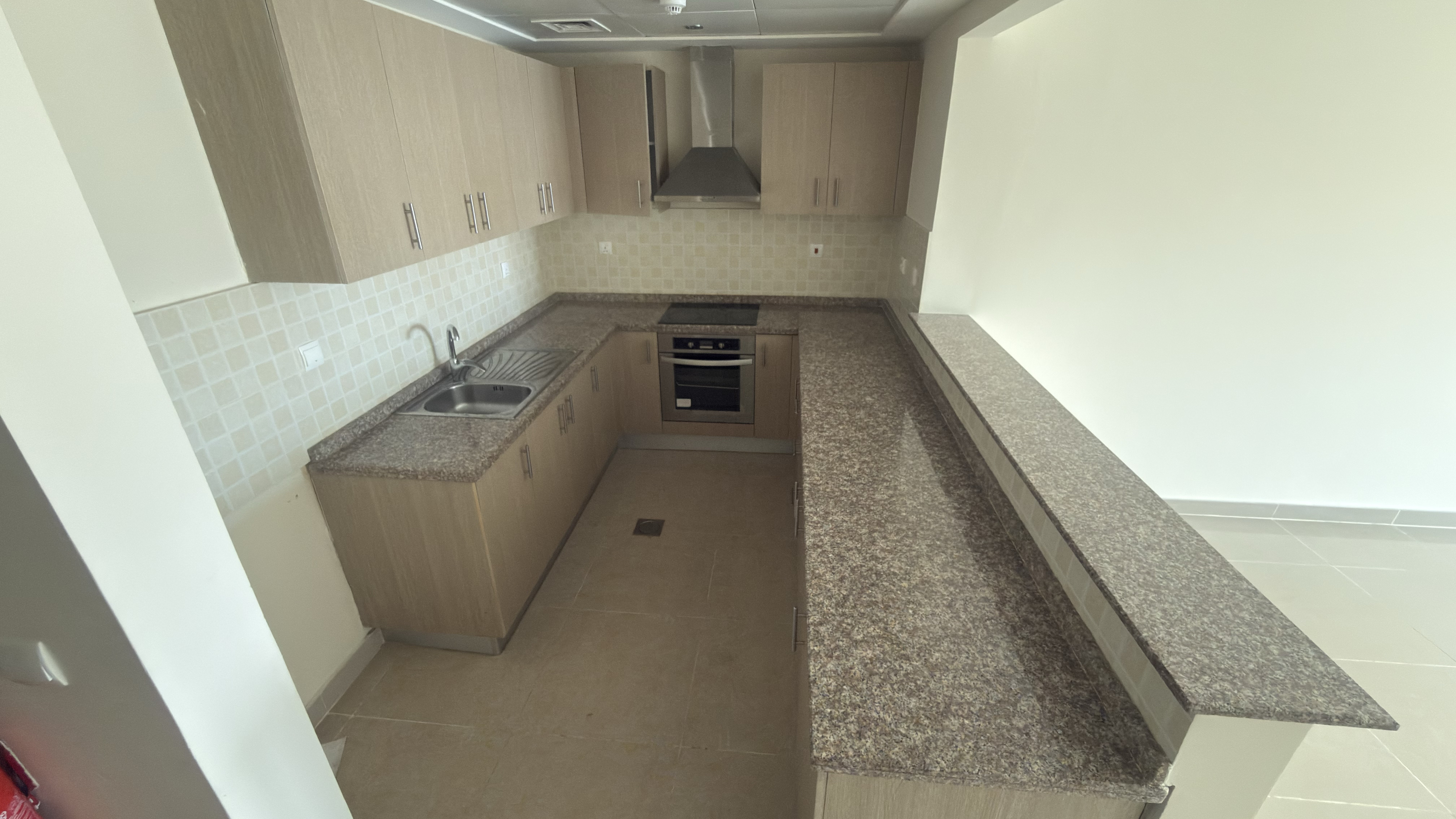 Semi-Furnished-Studio | Marina-View | Porto Arabia thumbnail 3