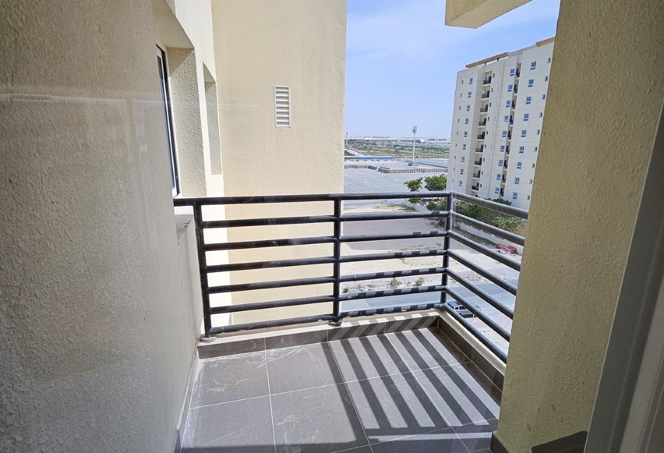 LUXURIOUS F FURNISH 2BED ROOM APARTMENT IN LUSAIL thumbnail 13