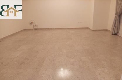 Apartment - 2 Bedrooms - 2 Bathrooms for rent in Al Mansoura - Doha