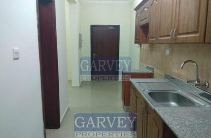 Apartment - 1 Bedroom - 1 Bathroom for rent in Umm Ghuwailina - Doha Apartment - 1 Bedroom - 1 Bathroom for rent in Umm Ghuwailina - Doha