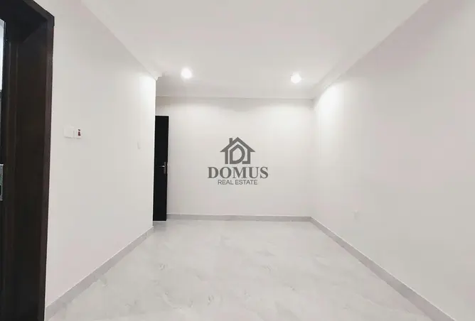 63810471 - Property Image 2