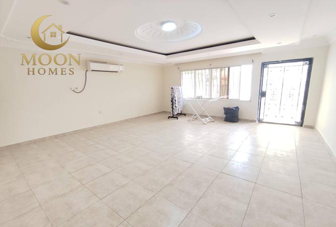 53191639 - Property Image 3