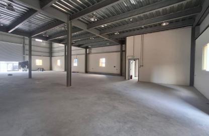 Warehouse - Studio - 7+ for rent in Birkat Al Awamer - Al Wakra