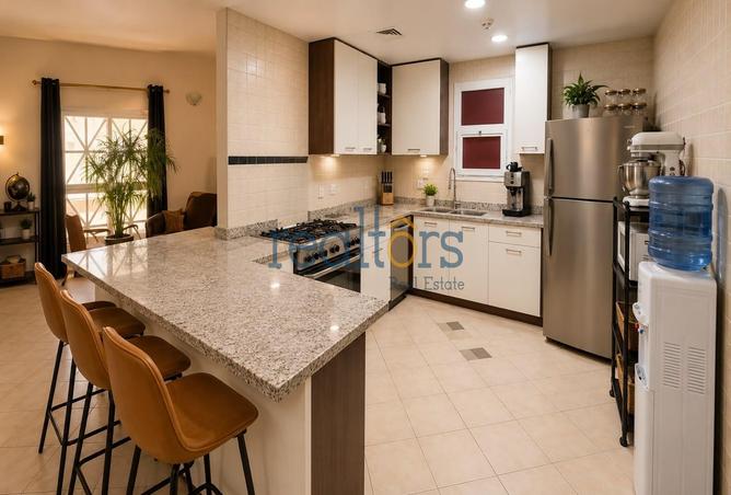 57136300 - Property Image 2